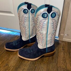 ARIAT Women’s Navy Suede Boot